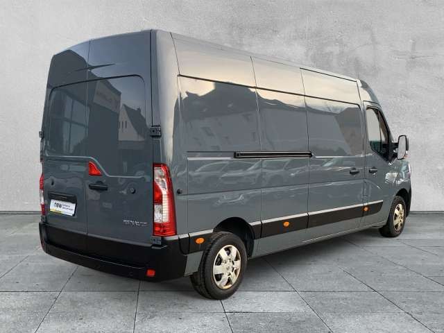 Fahrzeugbild eines Renault Master