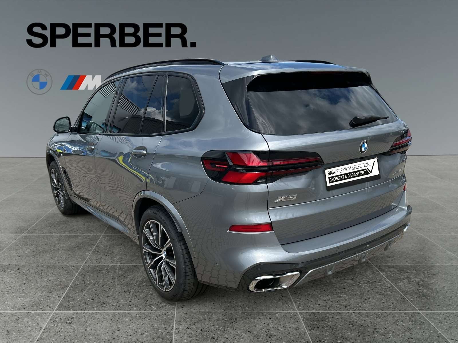 Fahrzeugbild eines BMW X5