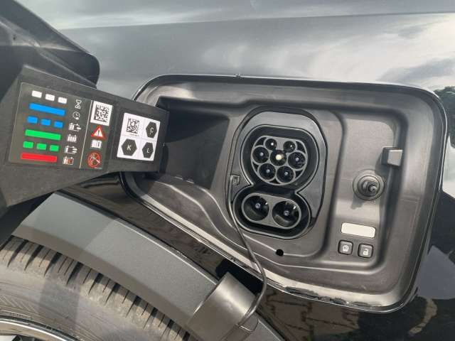 Fahrzeugbild eines Renault 5 E-TECH