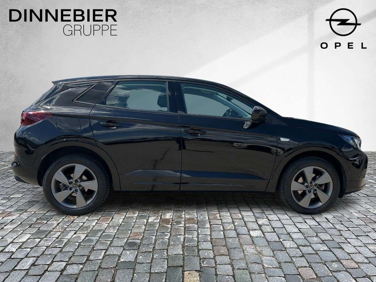 Fahrzeugbild eines Opel Grandland X