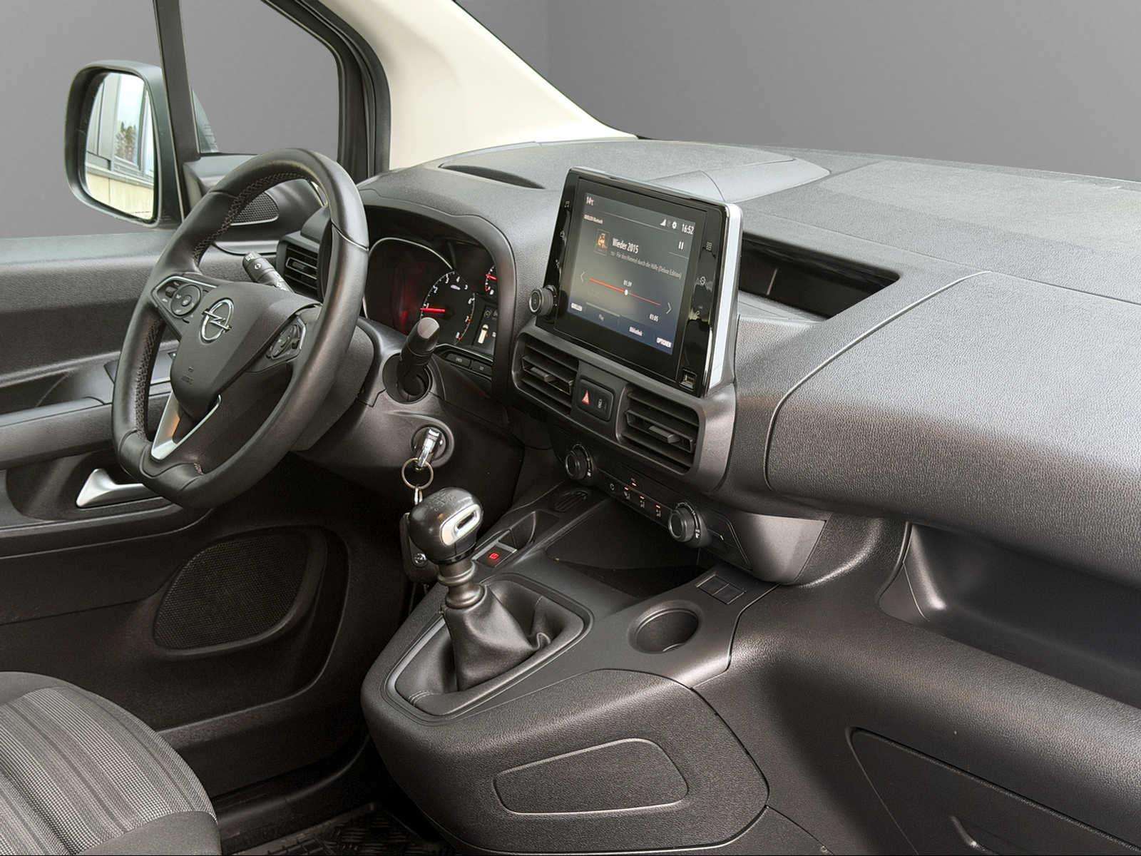 Fahrzeugbild eines Opel Combo Life