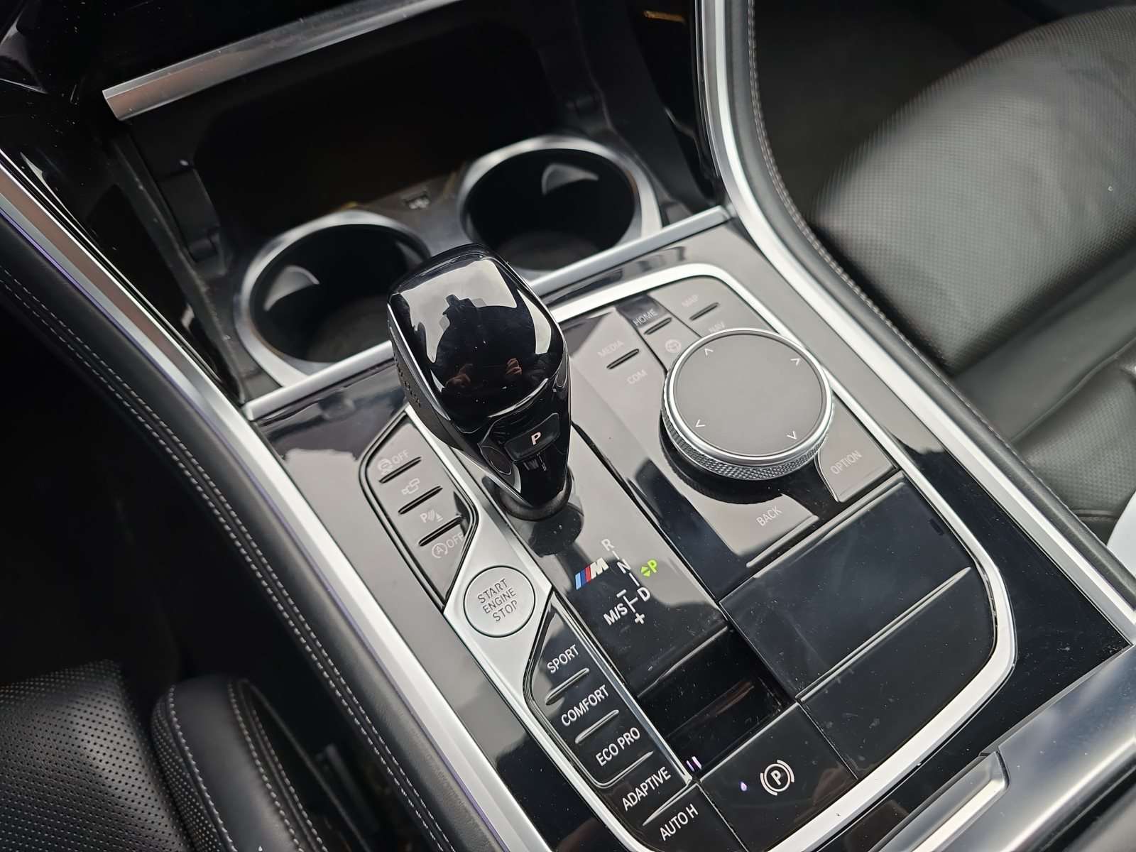 Fahrzeugbild eines BMW 8er-Reihe