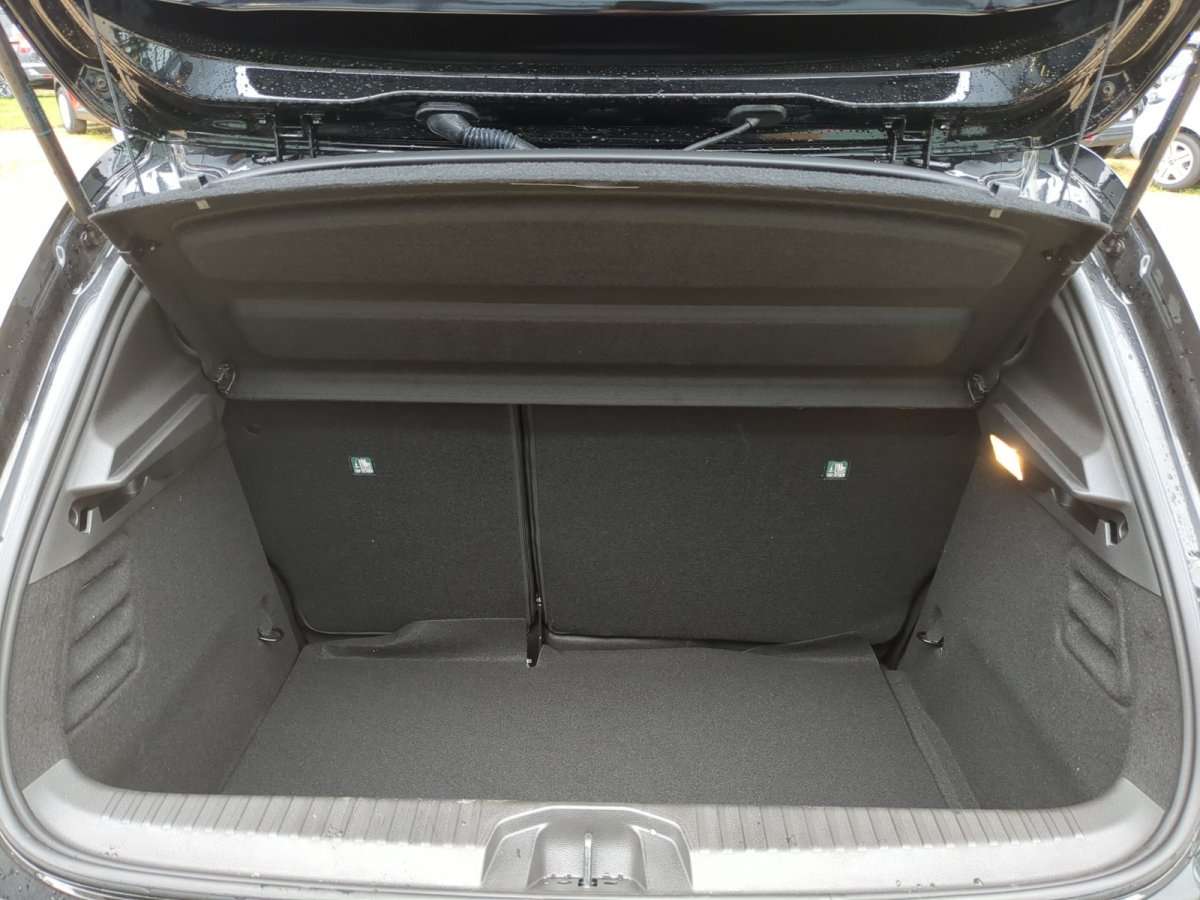 Fahrzeugbild eines Renault Clio
