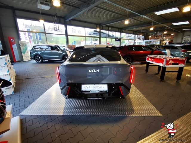 Fahrzeugbild eines Kia EV4