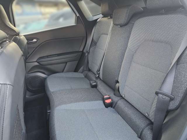 Fahrzeugbild eines Mitsubishi Grandis