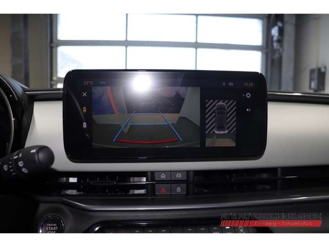 Fahrzeugbild eines Fiat 600 Elektro