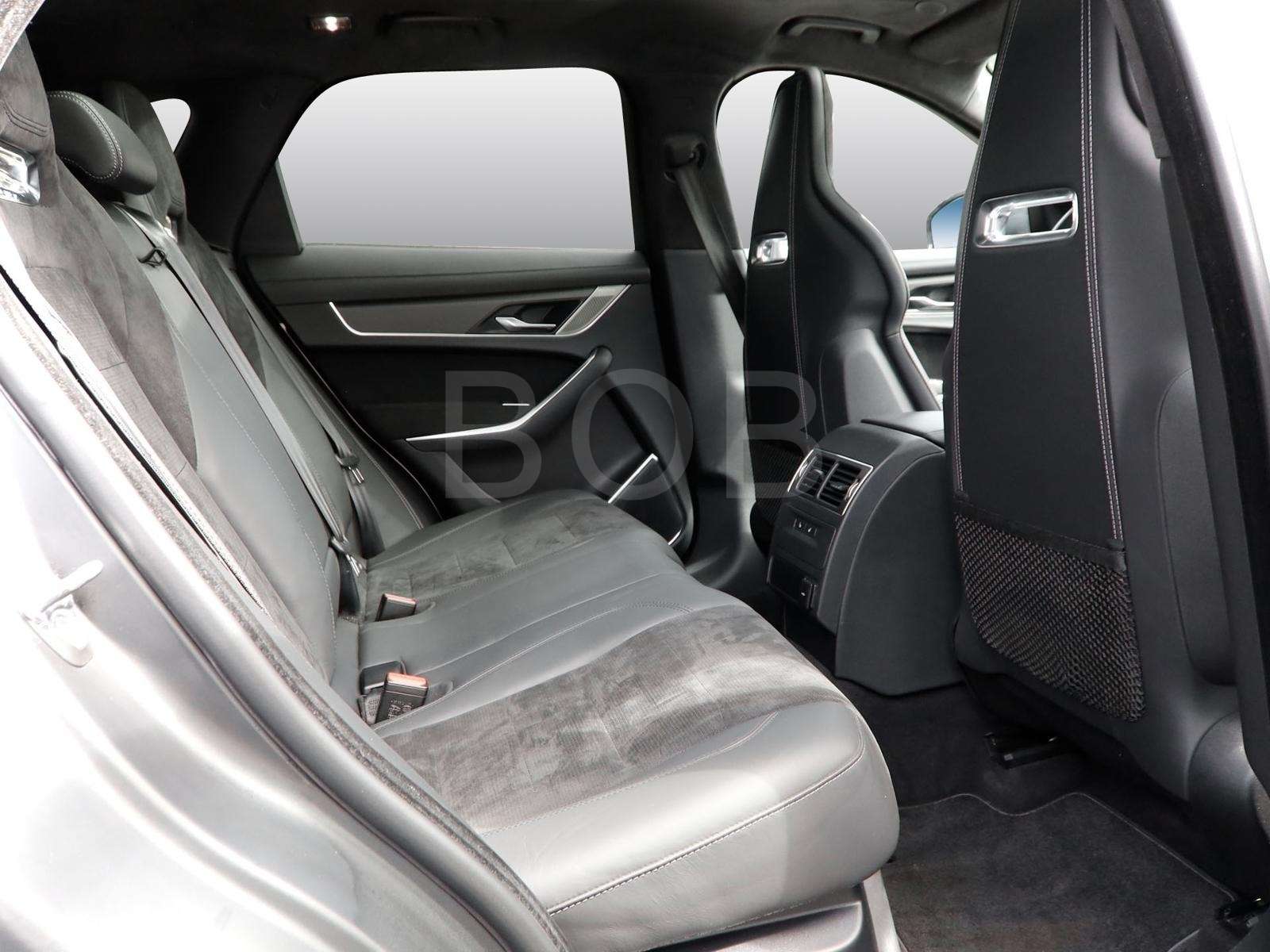 Fahrzeugbild eines Jaguar F-PACE