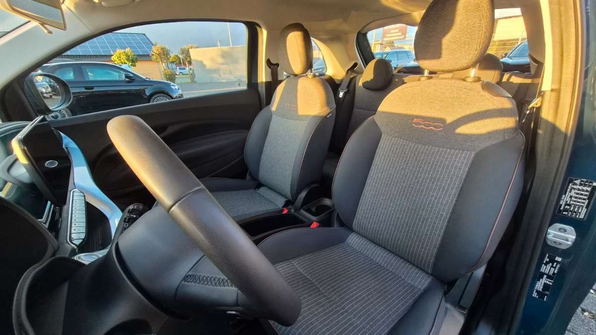Fahrzeugbild eines Fiat 500