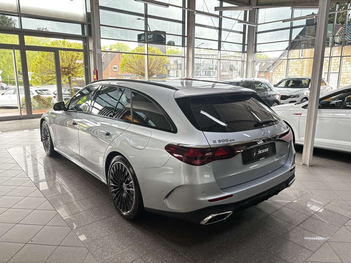 Fahrzeugbild eines Mercedes-Benz E-Klasse