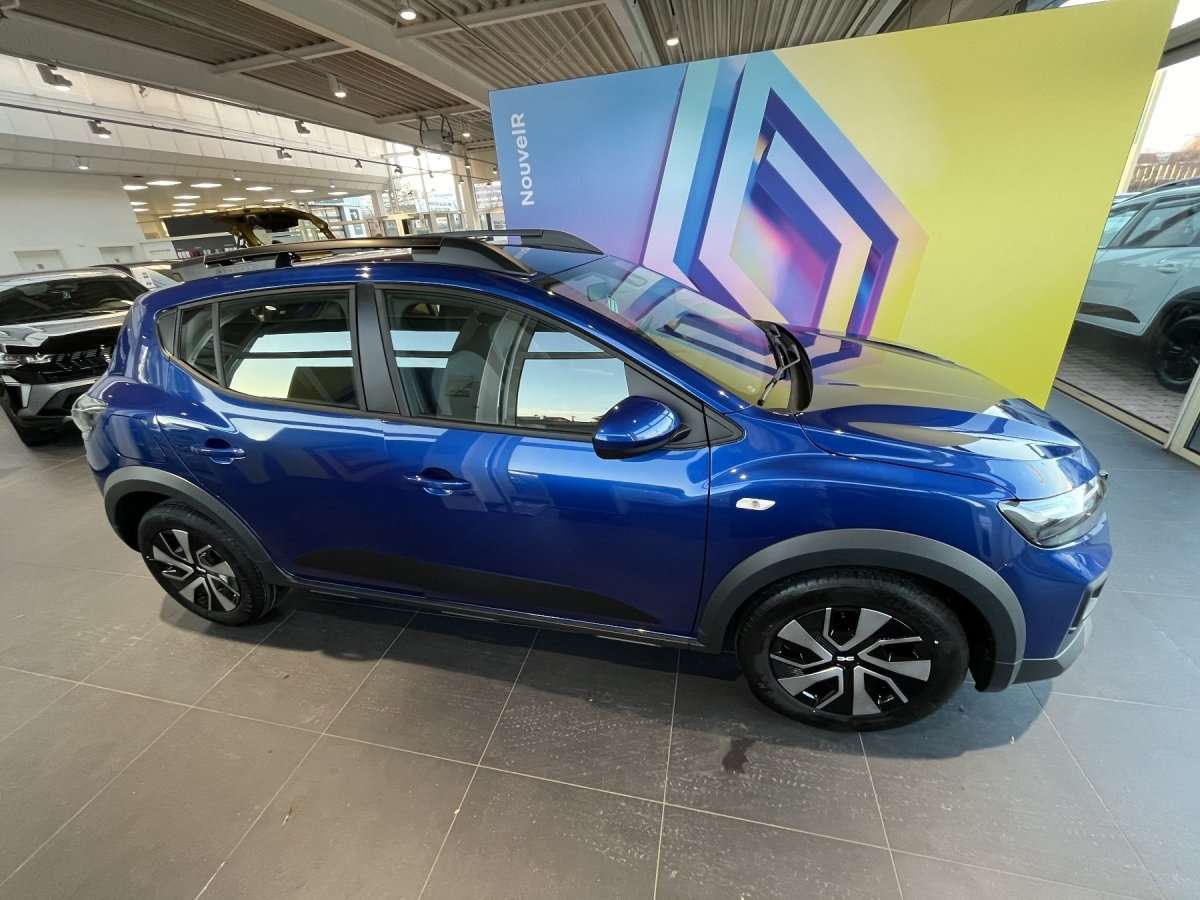 Fahrzeugbild eines Dacia Sandero