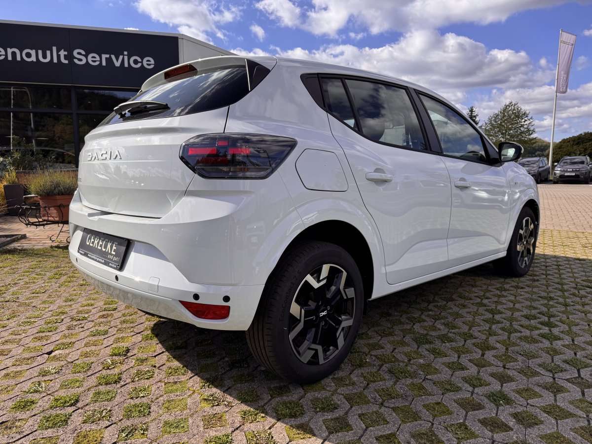 Fahrzeugbild eines Dacia Sandero