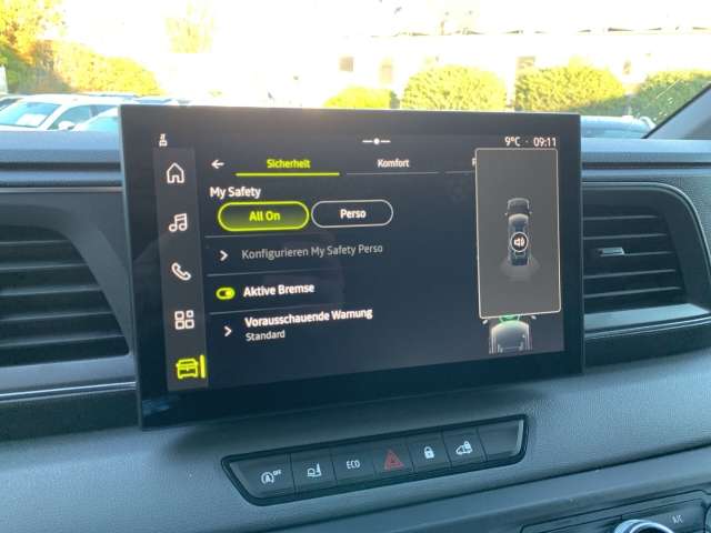 Fahrzeugbild eines Renault Master