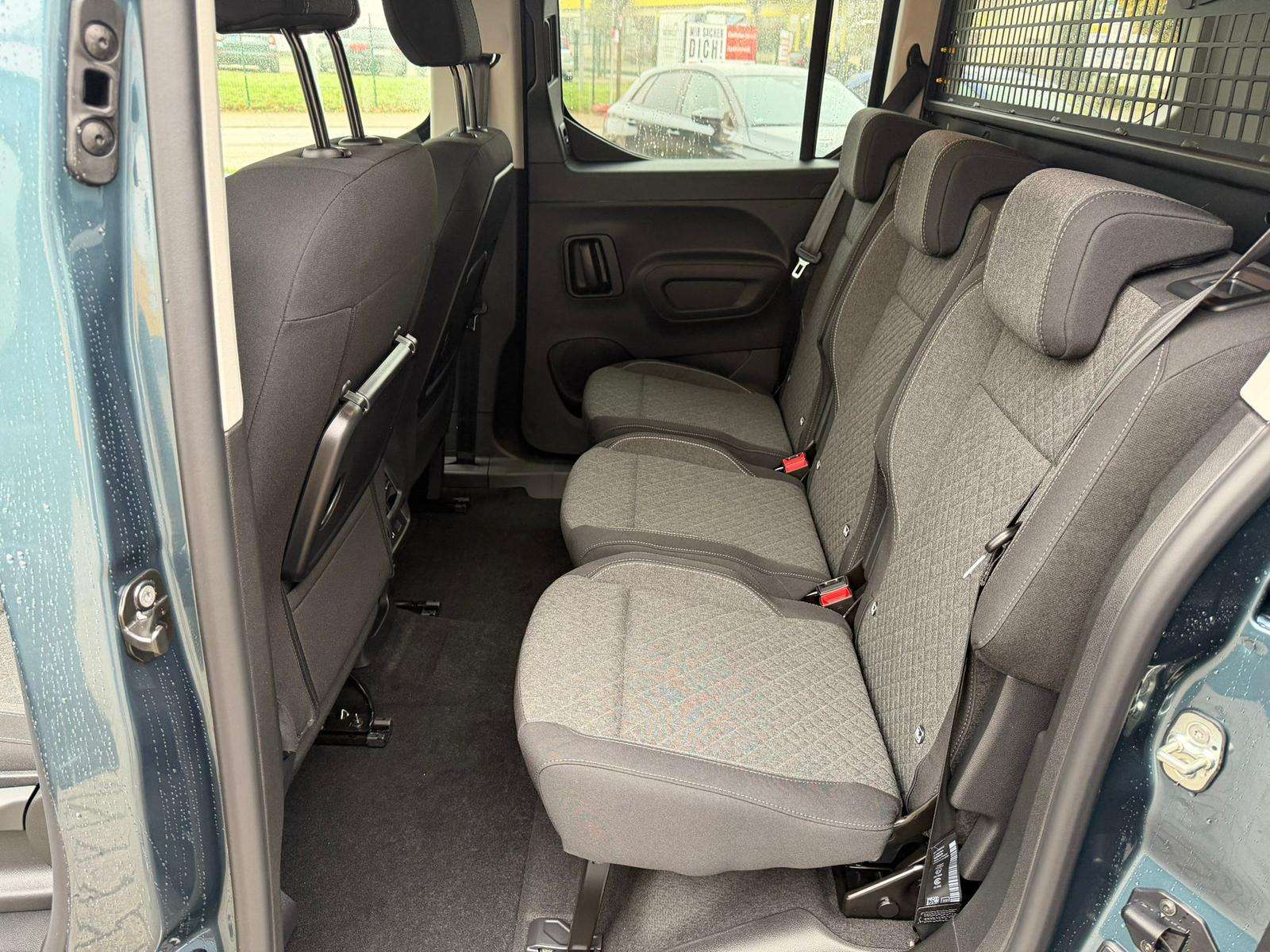 Fahrzeugbild eines Opel Combo Life