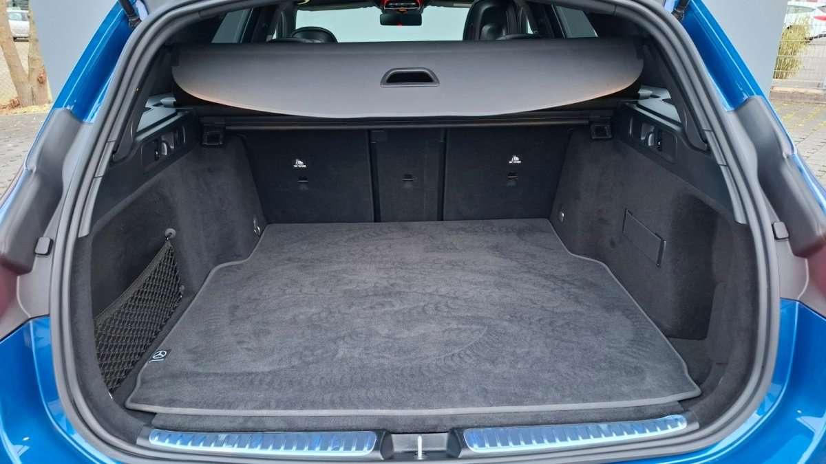 Fahrzeugbild eines Mercedes-Benz C-Klasse