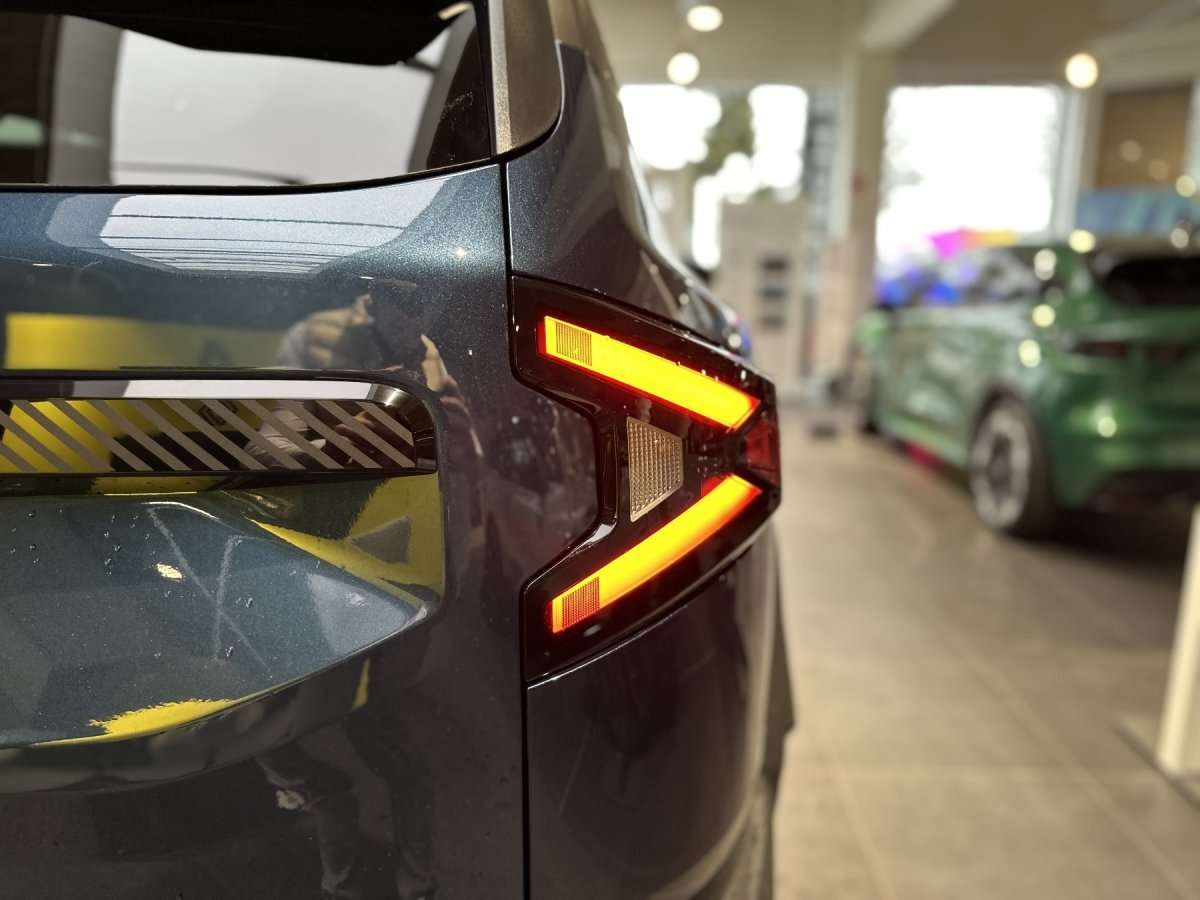 Fahrzeugbild eines Dacia Bigster