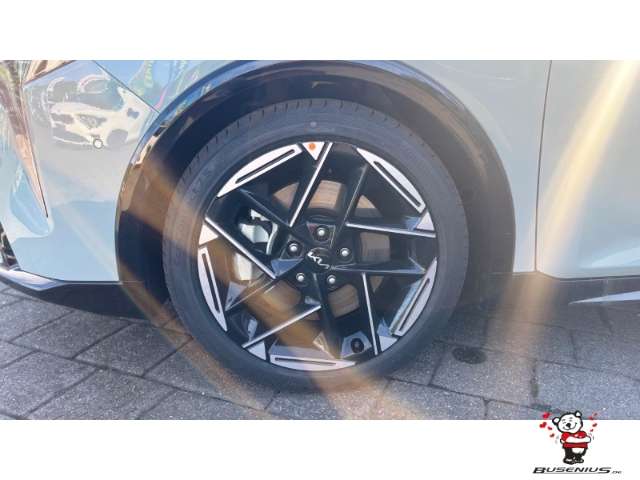 Fahrzeugbild eines Kia K4