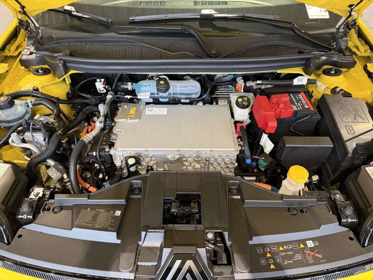 Fahrzeugbild eines Renault 5 E-TECH