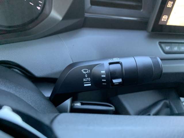 Fahrzeugbild eines Renault Master