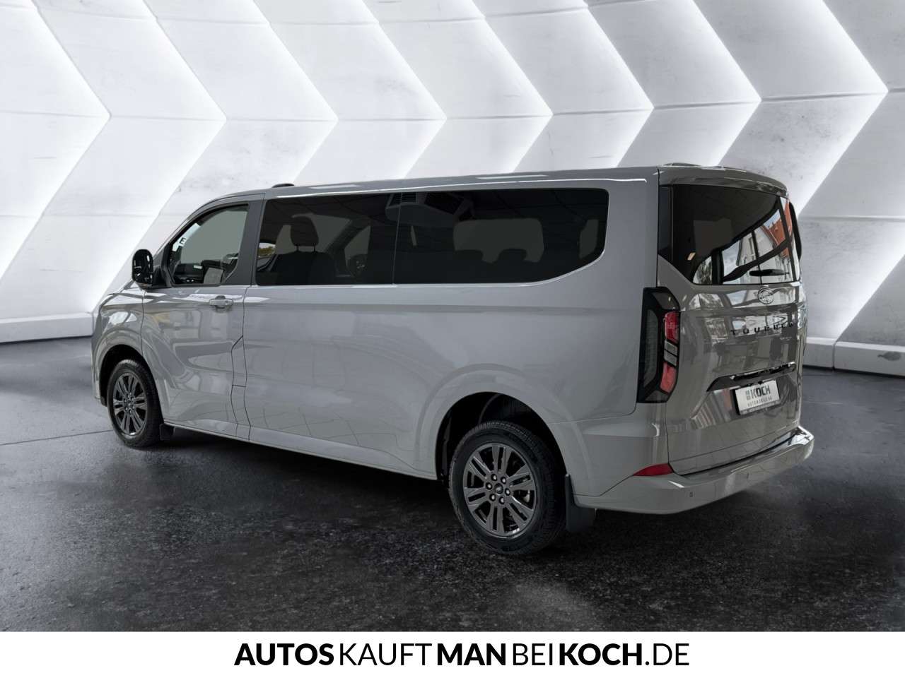 Fahrzeugbild eines Ford Tourneo Custom