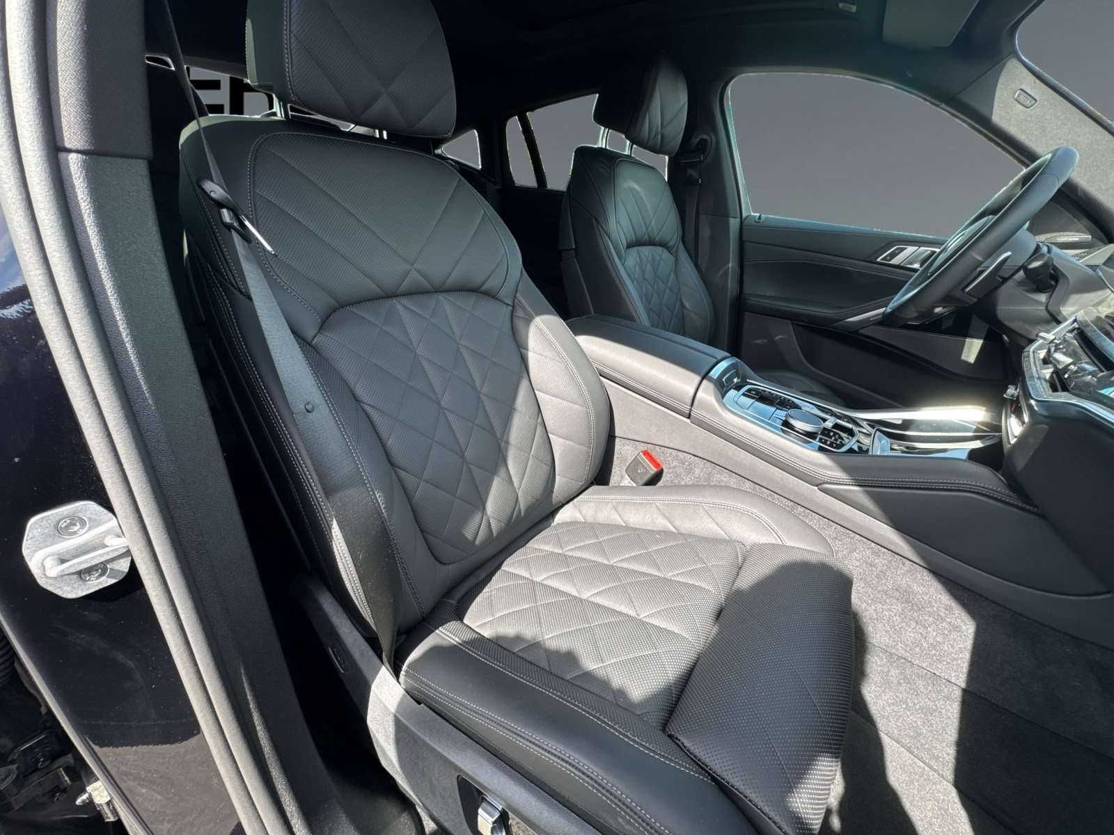 Fahrzeugbild eines BMW X6