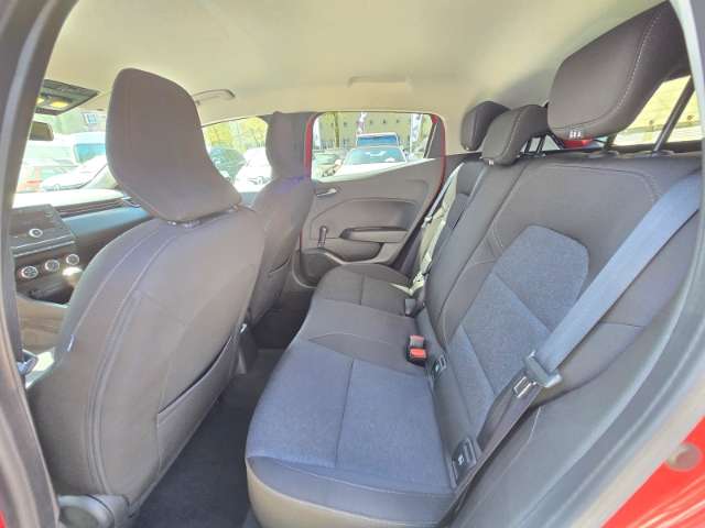 Fahrzeugbild eines Renault Clio