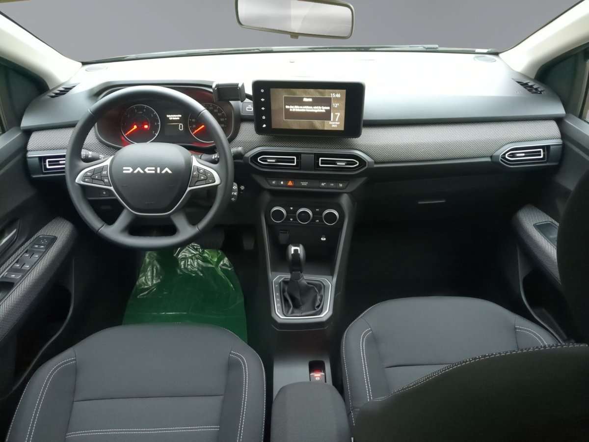 Fahrzeugbild eines Dacia Sandero