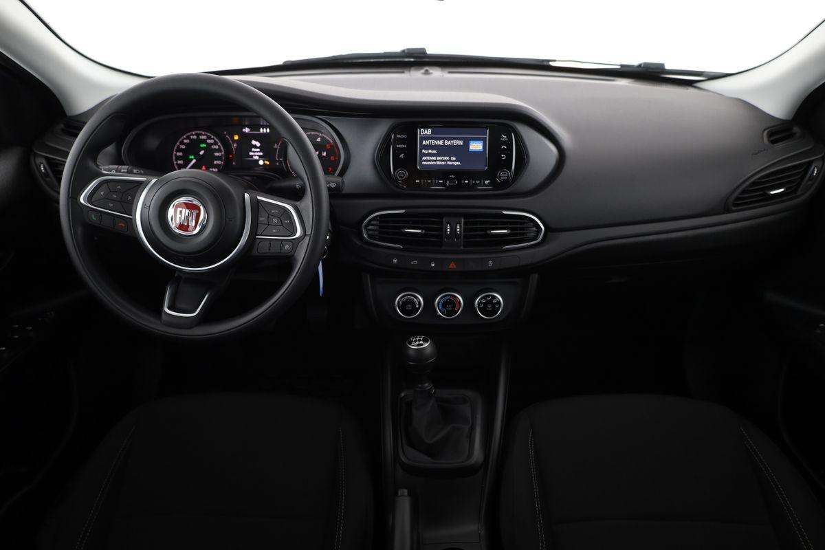 Fahrzeugbild eines Fiat Tipo
