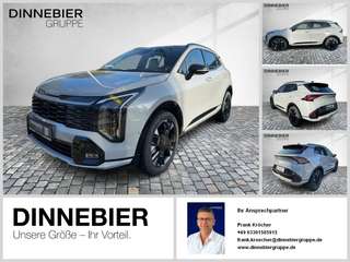 Schräge Frontansicht auf einen Kia Sportage , freigestellt