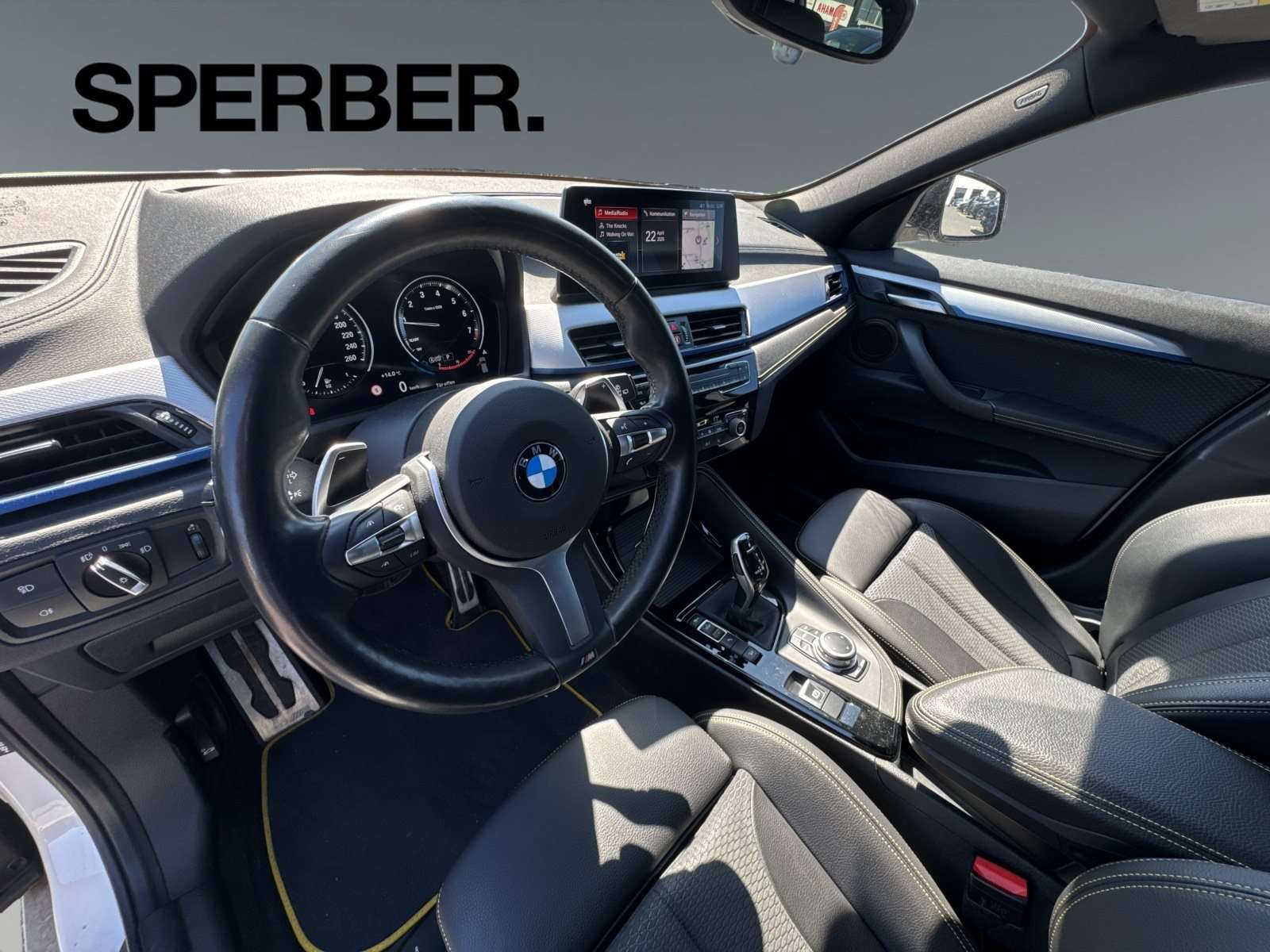 Fahrzeugbild eines BMW X2