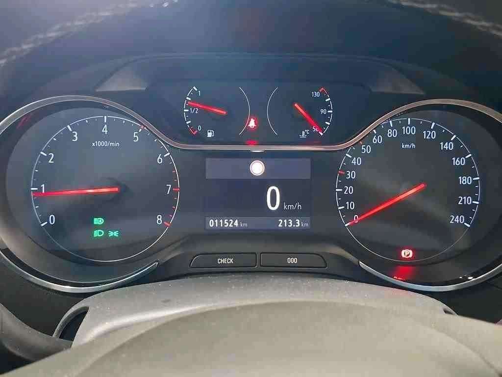 Fahrzeugbild eines Opel Crossland X