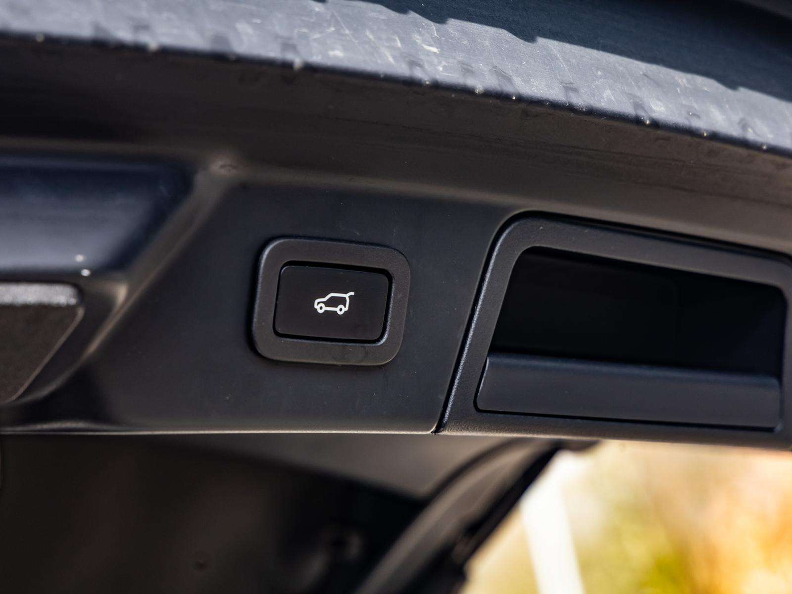 Fahrzeugbild eines Land Rover Range Rover Velar