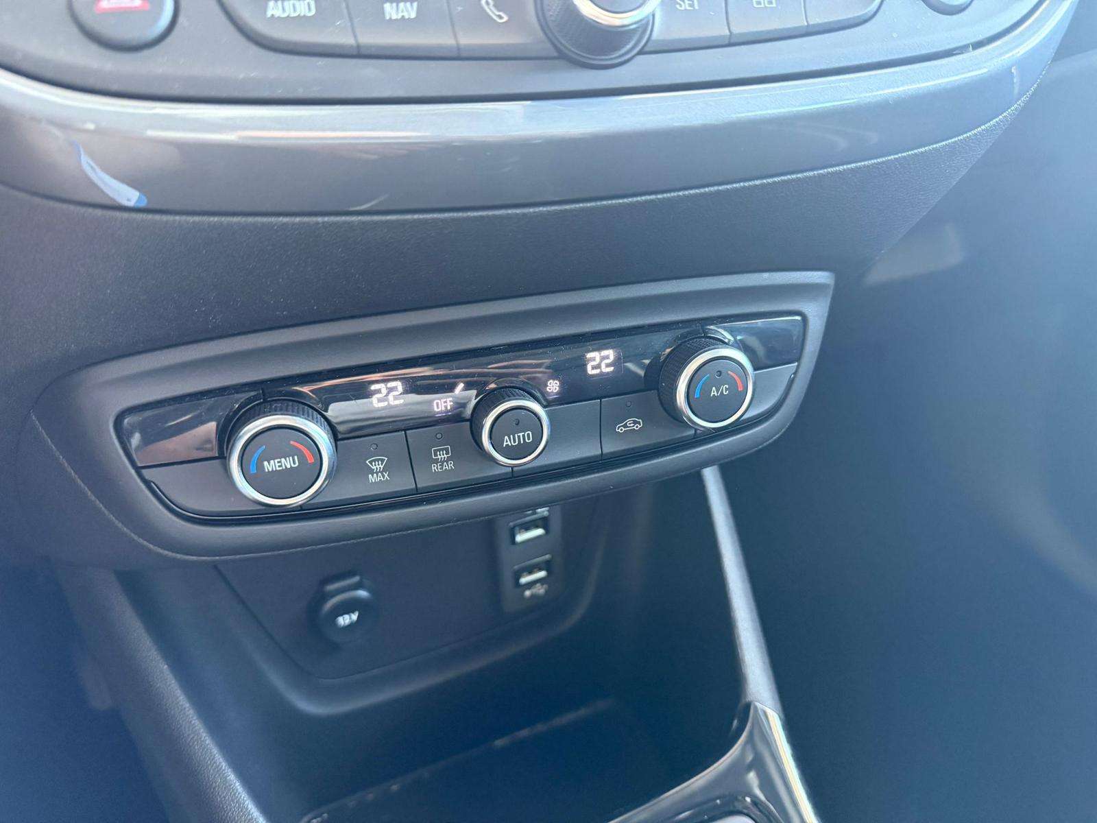 Fahrzeugbild eines Opel Crossland X