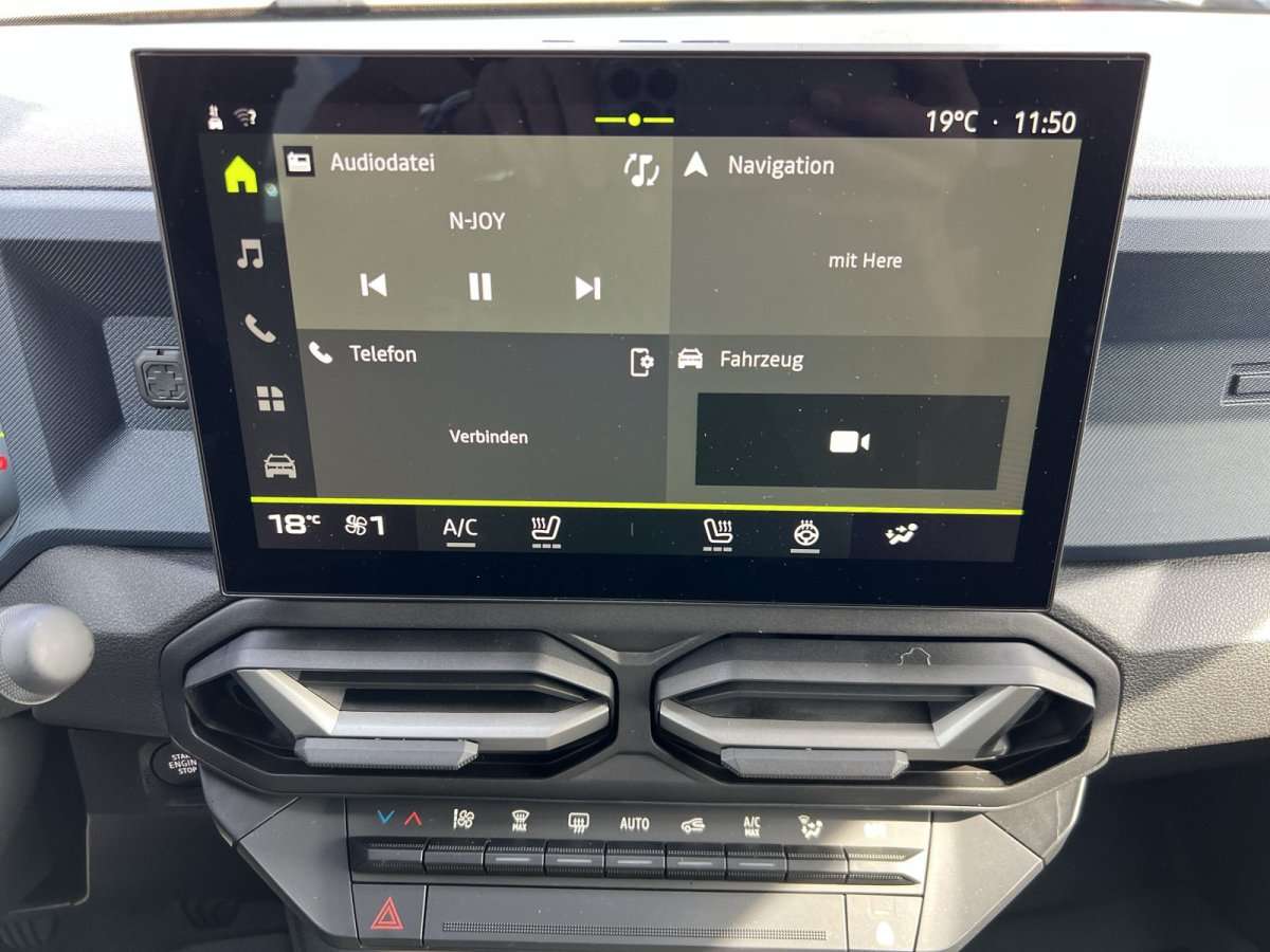 Fahrzeugbild eines Dacia Duster