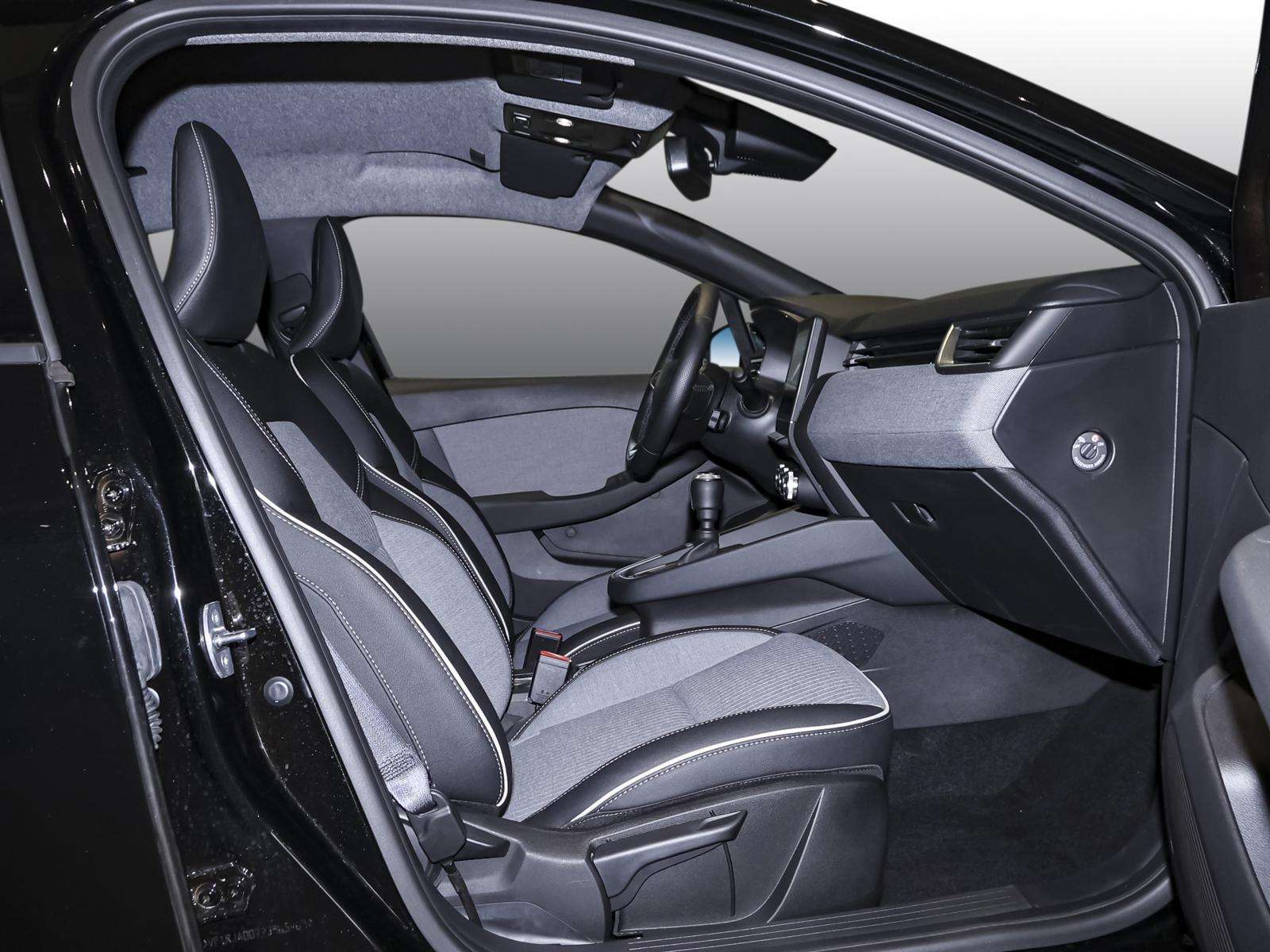 Fahrzeugbild eines Renault Clio