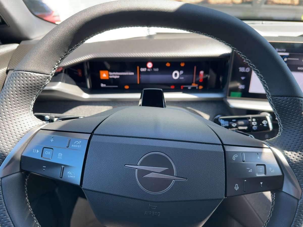Fahrzeugbild eines Opel Grandland X
