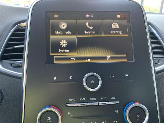Fahrzeugbild eines Renault Grand Scénic