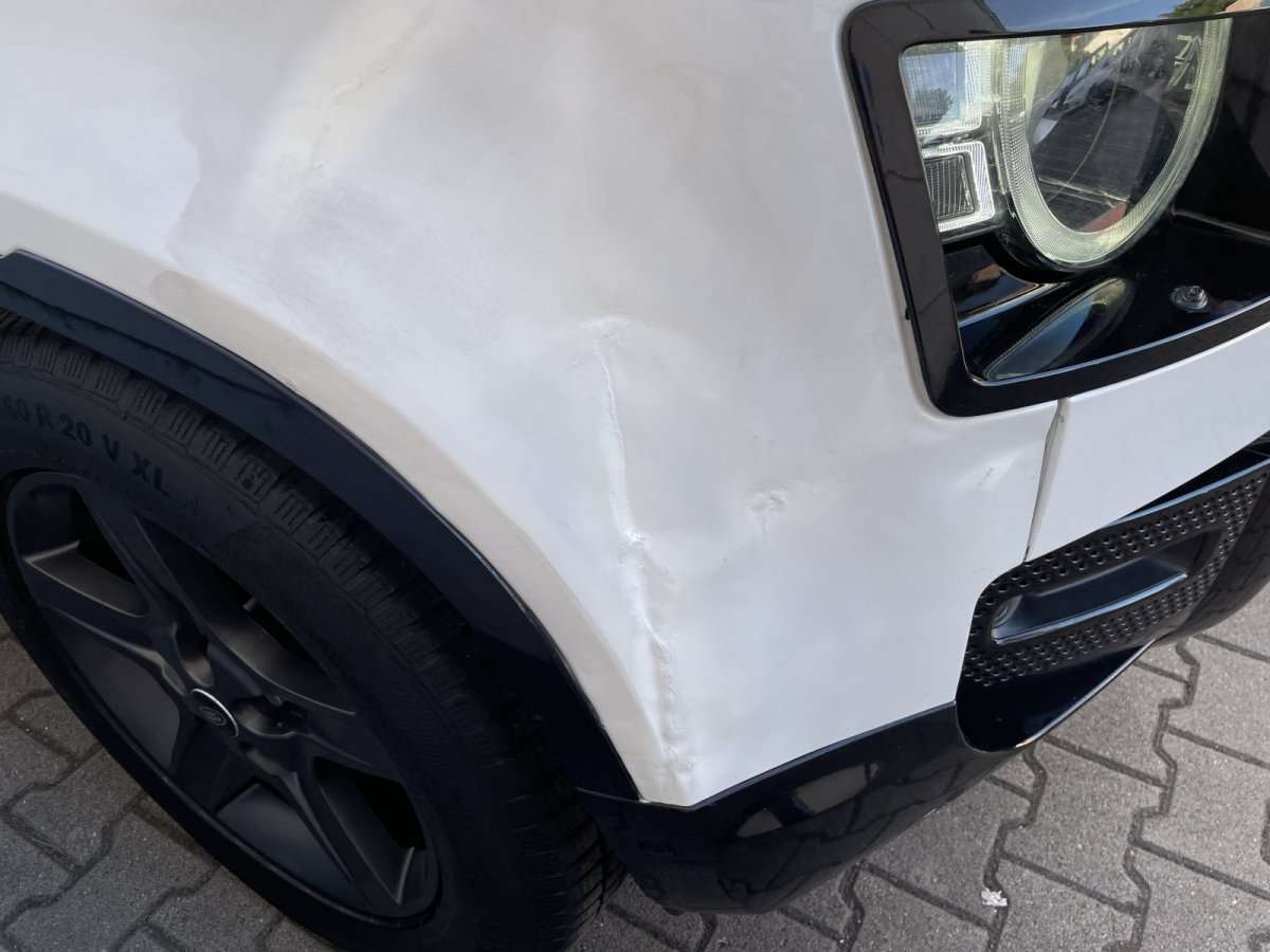 Fahrzeugbild eines Land Rover Defender