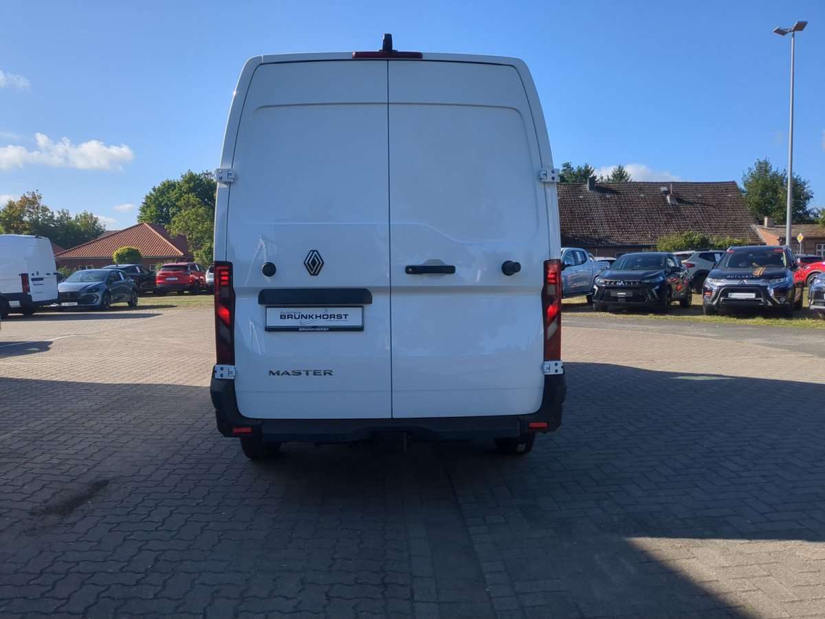 Fahrzeugbild eines Renault Master