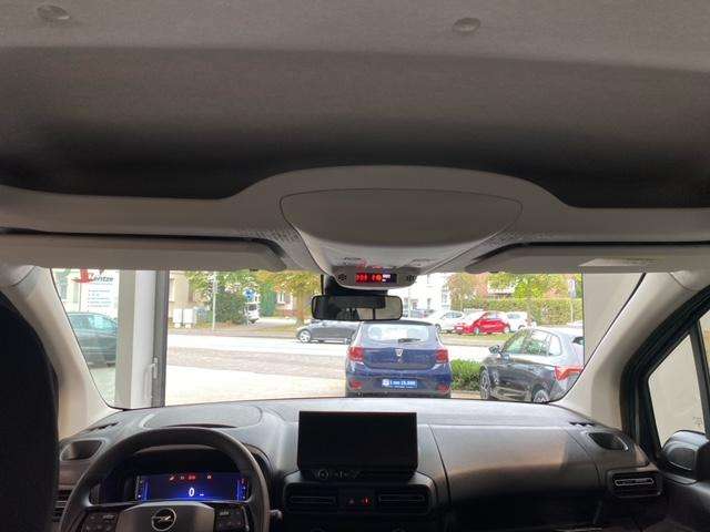 Fahrzeugbild eines Opel Combo