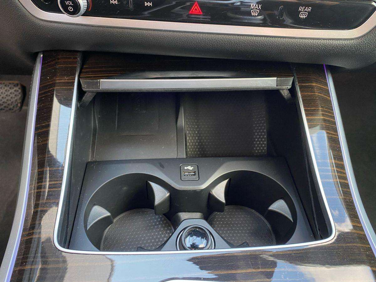 Fahrzeugbild eines BMW X5