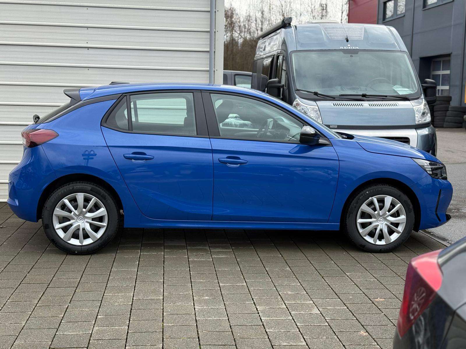 Fahrzeugbild eines Opel Corsa