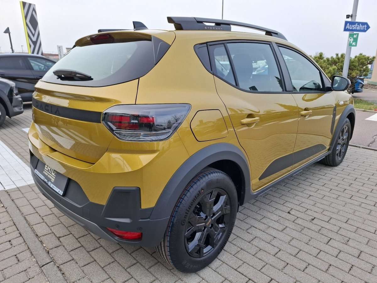 Fahrzeugbild eines Dacia Sandero