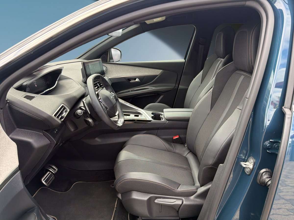 Fahrzeugbild eines Peugeot 3008