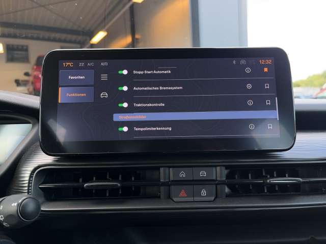 Fahrzeugbild eines Jeep Avenger