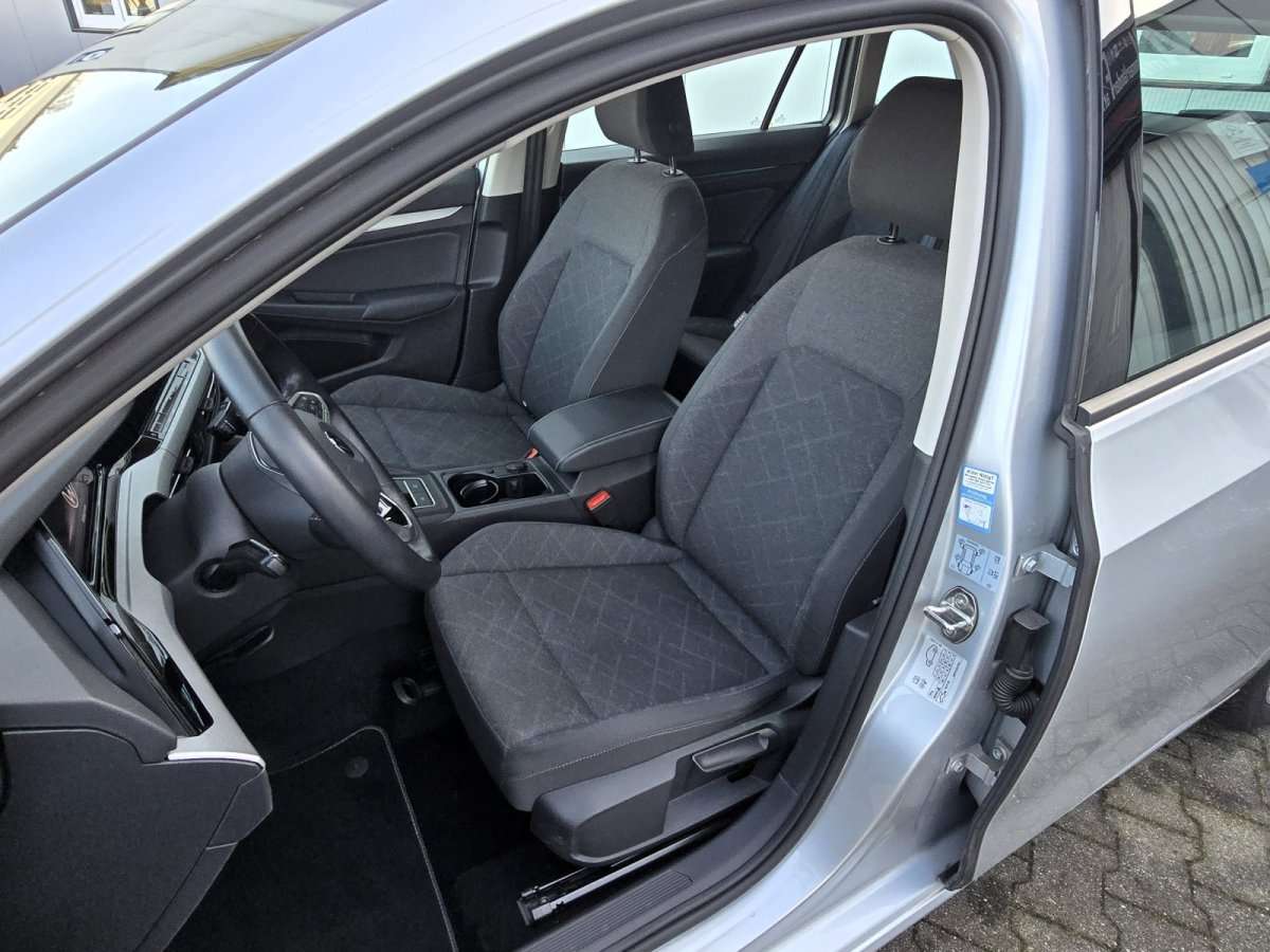 Fahrzeugbild eines Volkswagen Golf