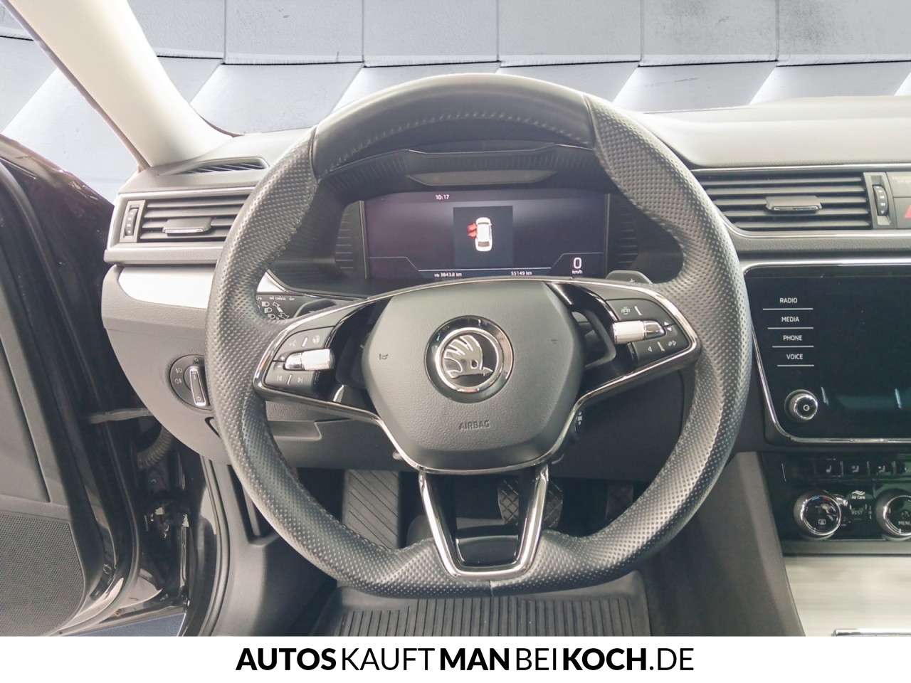 Fahrzeugbild eines Skoda Superb