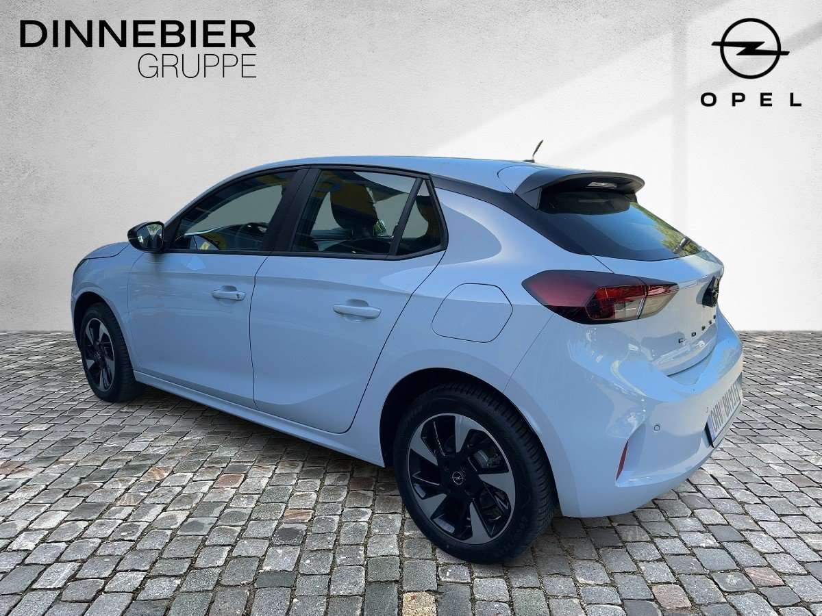 Fahrzeugbild eines Opel Corsa
