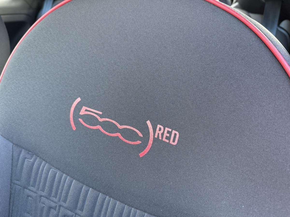 Fahrzeugbild eines Fiat 500