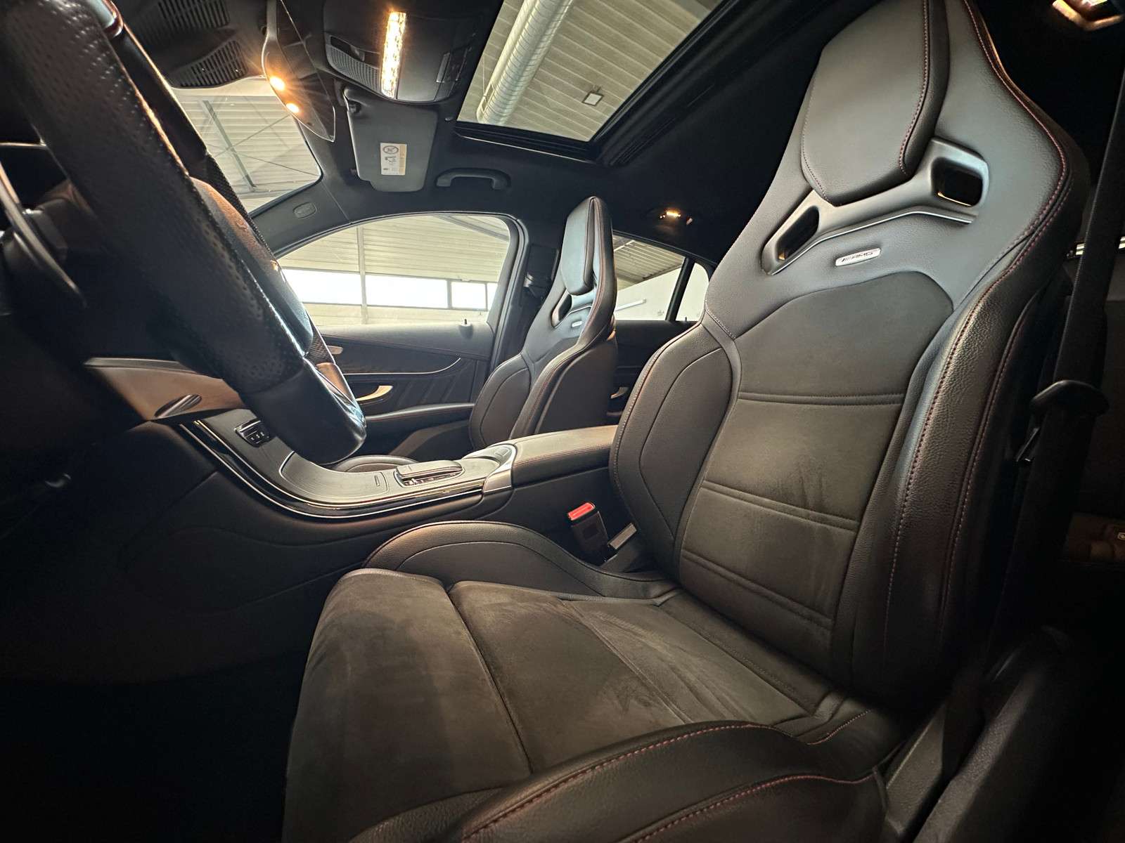 Fahrzeugbild eines Mercedes-Benz GLC