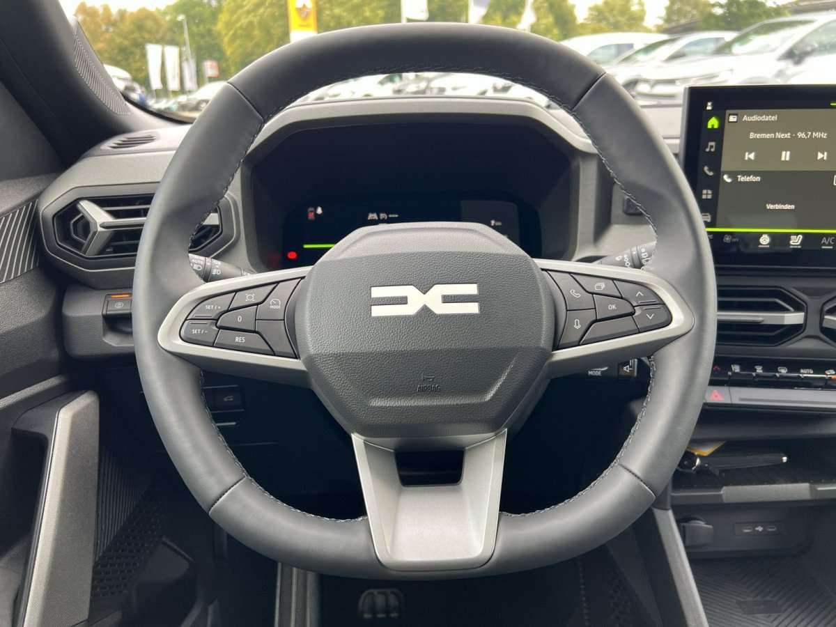 Fahrzeugbild eines Dacia Bigster